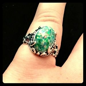 Green Fire Opal 925 Vintage Ring Size 8.5